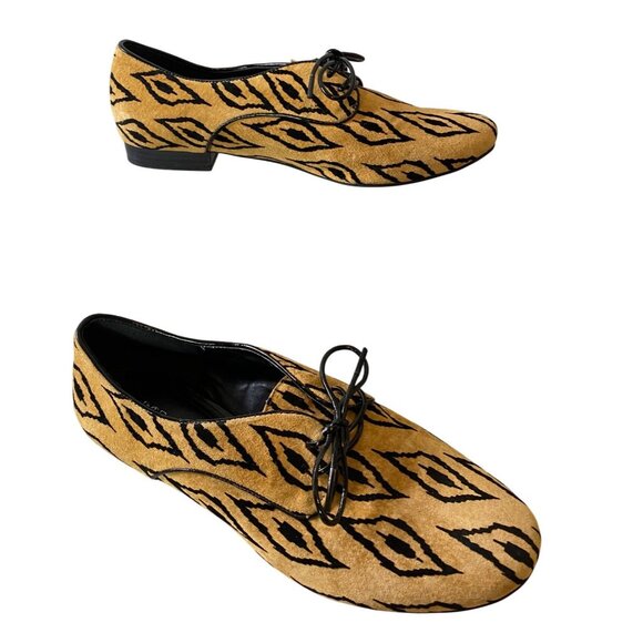 BCBG Generation Shoes Lace up Oxford Flats Black & Tan Print Size 7.5 - Picture 2 of 9